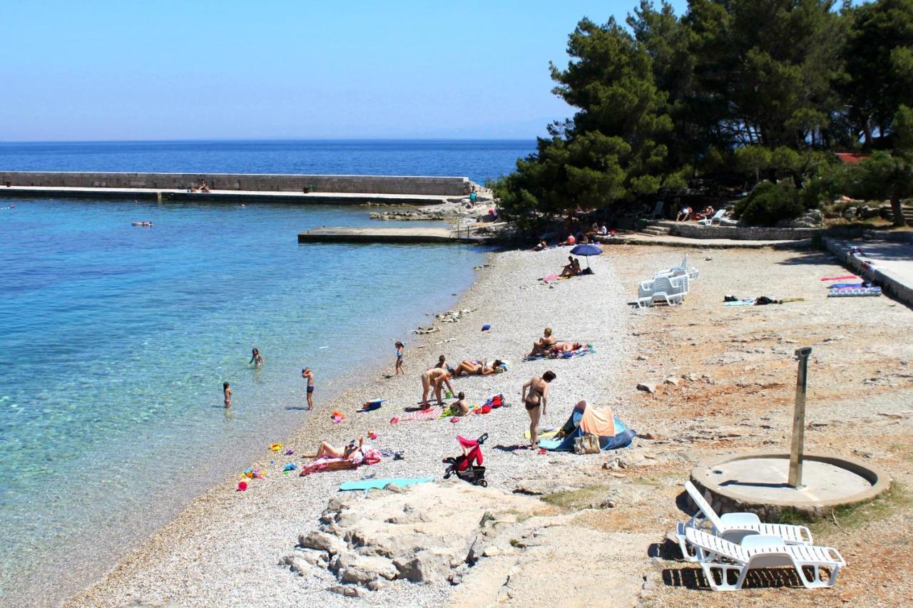 Apartments By The Sea Veli Losinj, Losinj - 8031 Bagian luar foto